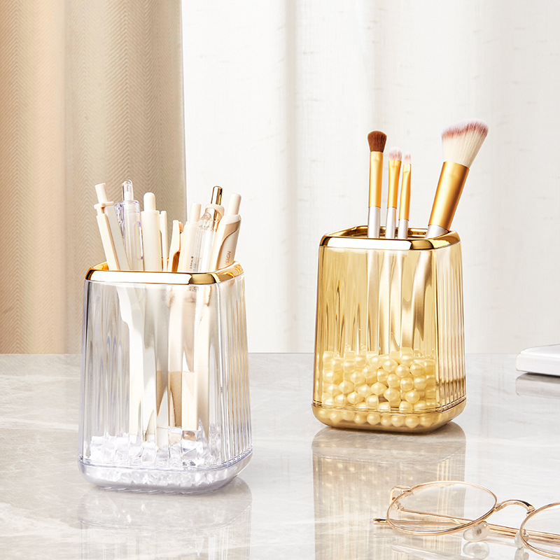 Masaüstü Kozmetik Fırça Saklam - Luxury Skincare And Makeup Brands incelemesi ve fiyatı
